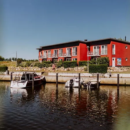 Port An Der Marina Appartamento *