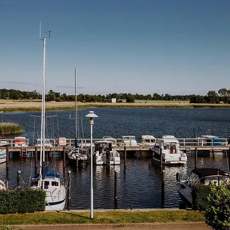 Port An Der Marina Appartamento *