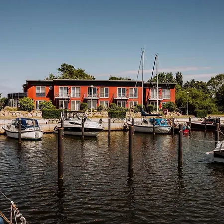 Port An Der Marina Puddemin