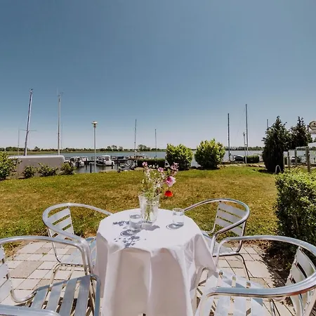 Apartment Port An Der Marina Puddemin