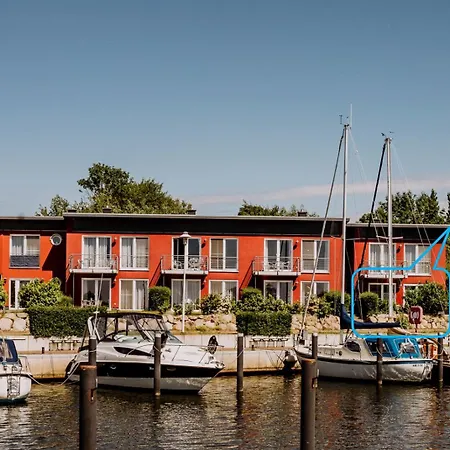 Port An Der Marina Lejlighed Puddemin
