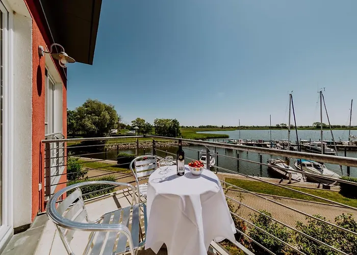 Port An Der Marina Lejlighed *