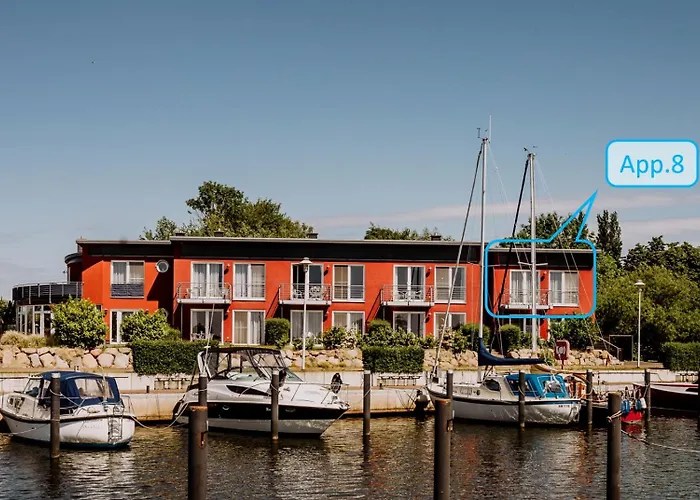 Port An Der Marina アパート