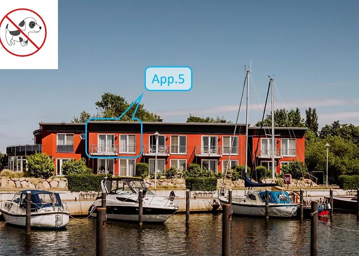 Port An Der Marina アパート